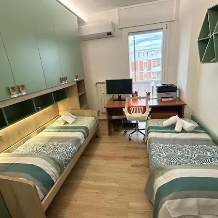 Guest house At Hand