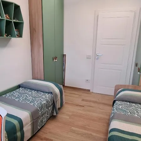 בית הארחה At Hand 4*